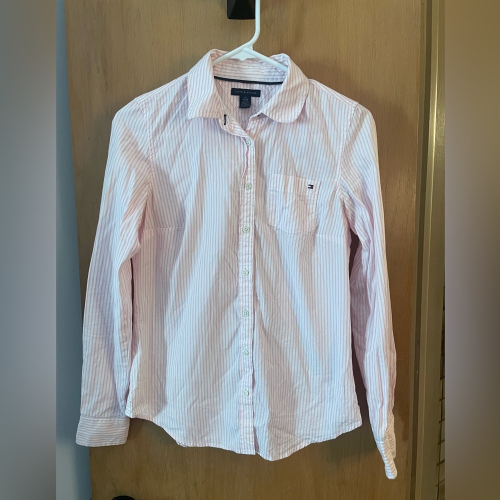 Tommy Hilfiger XS - pink and white pinstripe button down